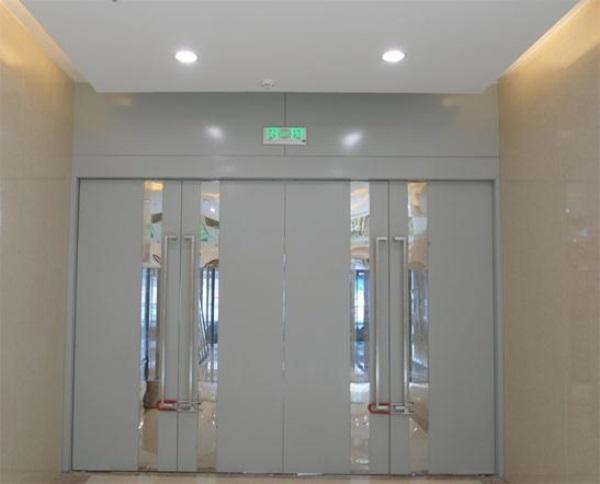 商場(chǎng)防火門(mén)規(guī)范要求？